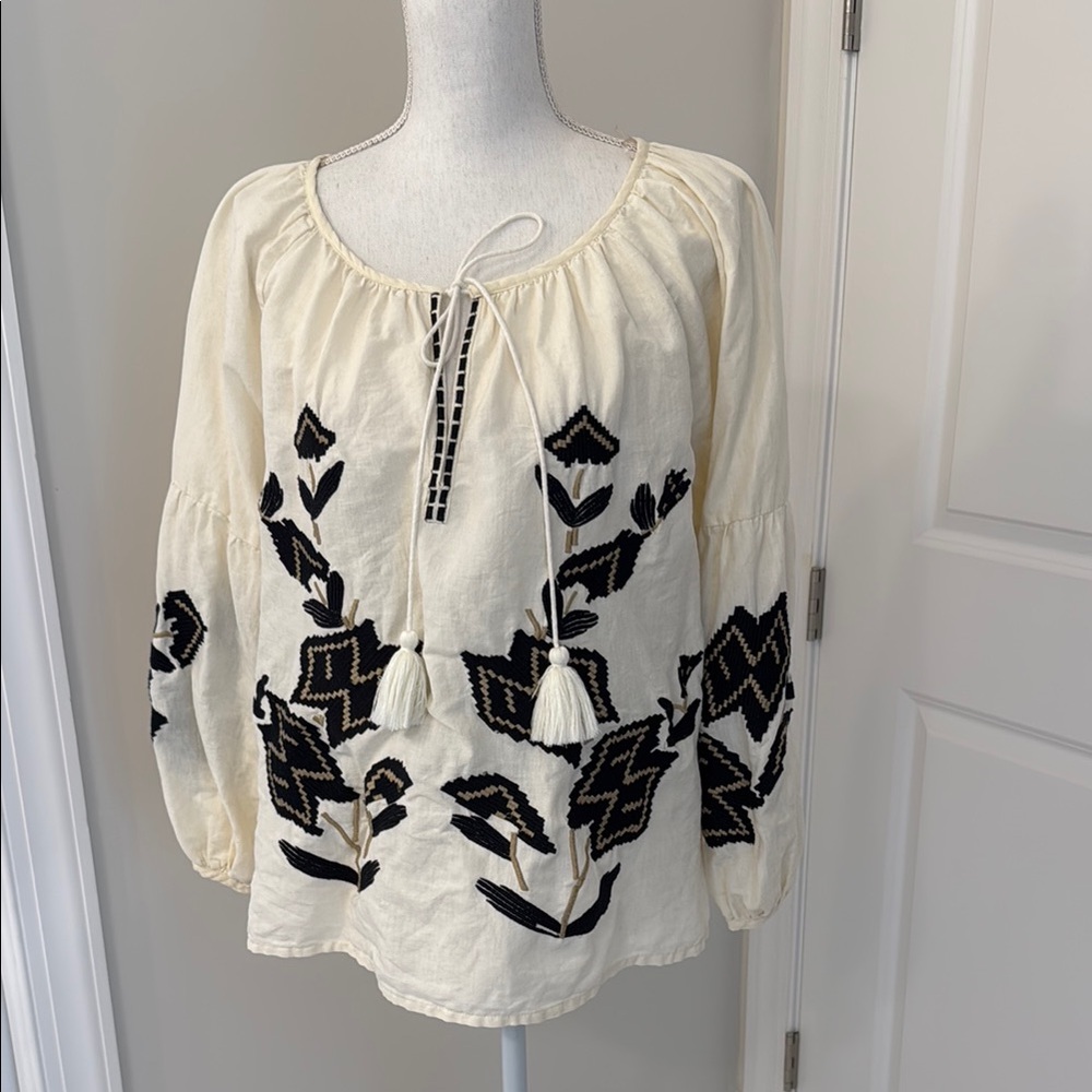 Cream Gathered Round Neck Puff Sleeve Blouse